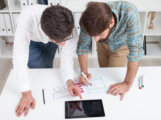 Porównanie najpopularniejszych narzędzi do projektowania graficznego w 2026 roku