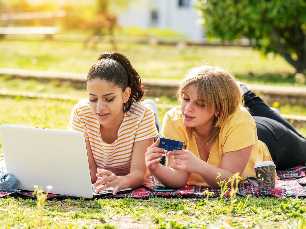 Jak studenckie platformy online wpływają na kreatywność i rozwój projektów cyfrowych